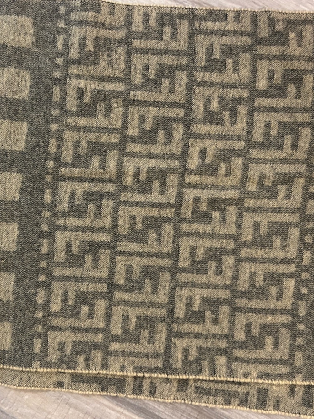 Fendi‎ Beige and Gray Signature Monogram Lambswool Scarf - Picture 10 of 14